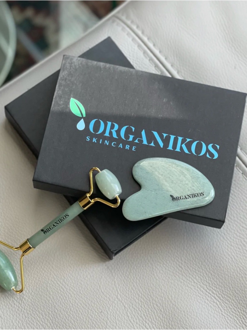 Organikos Jade Facial Roller & Gua Sha Set - Light Green